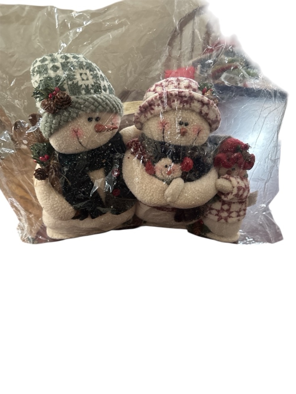☃️ Adorable Holiday Snowman Family of 4 ☃️ - Picture 2 of 7